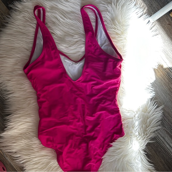 Rolling Stone Hot Pink Rainbow Tongue - Picture 3 of 5